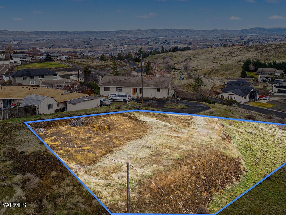 1st image of 8105 Viewcrest Way