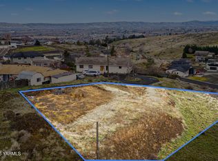 8105 Viewcrest Way, Yakima, WA 98908