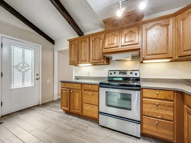 2233 Wood Hollow Rd — Photo 10