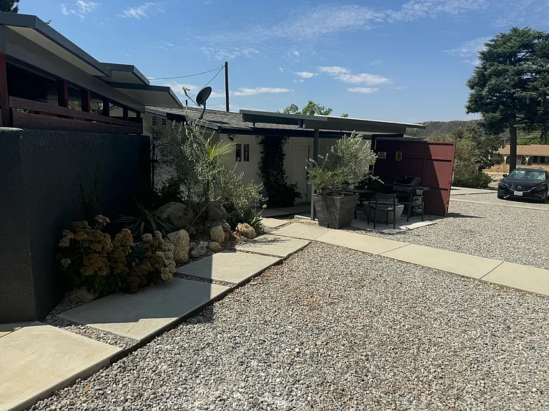 9462 Oak Glen Rd #A — Photo 13