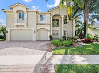 11520 Paradise Cove Ln, Wellington, FL 33449