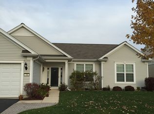700 Glory Dr, Shorewood, IL 60404