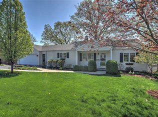 45 Oak Ridge Dr, Decatur, IL 62521