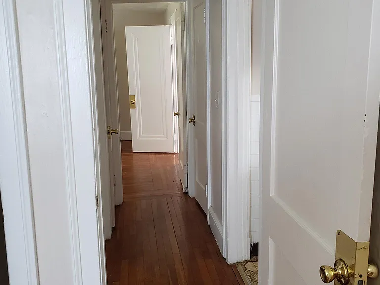 238 Lenox St — Photo 21