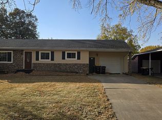 231 Main St, Walnut Grove, MN 56180