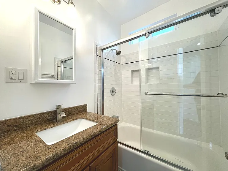500-522 Lyon St #566R — Photo 13