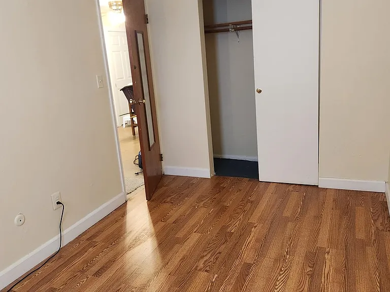 119 Oakland Ave — Photo 5