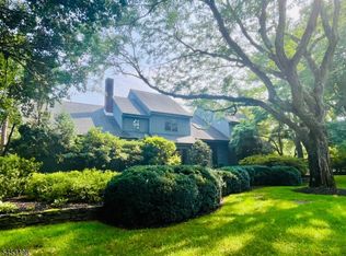 15 Copper Vail Ct, Princeton, NJ 08540