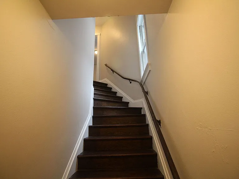 2161 N 48th St #UPPER — Photo 3
