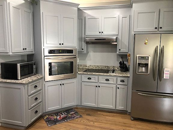 4th image of 132 Deyoung Meadows Dr
