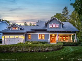405 Eaton Dr, Northville, MI