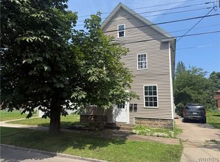 2722 Monroe Ave, Niagara Falls, NY 14303