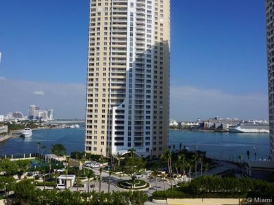 540 Brickell Key Dr APT 1402, Miami, FL, 33131