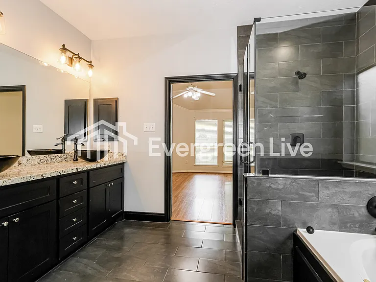 17311 Scotts Bluff Ct — Photo 3