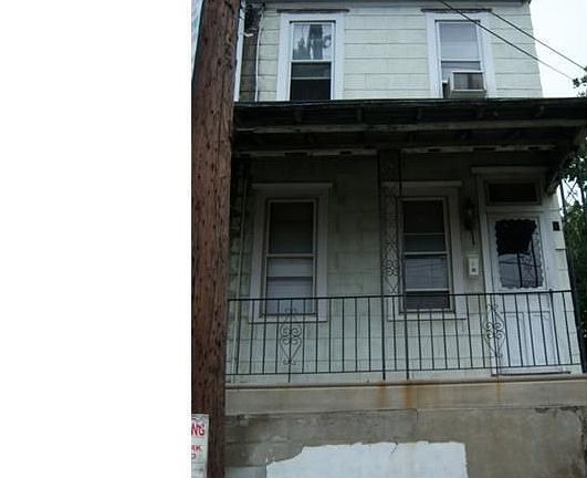 2nd image of 4955 Princeton Ave