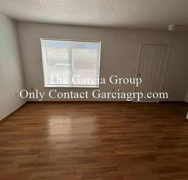 12812 E Burnside St — Photo 5