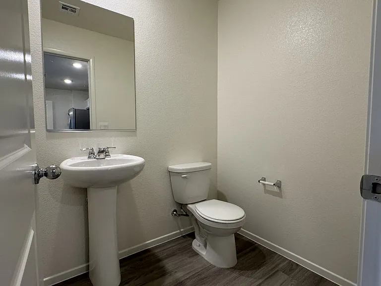 5012 Apple Mesa Ave — Photo 7
