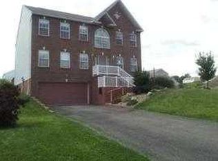 105 Pasture Crossing Dr, Sarver, PA 16055