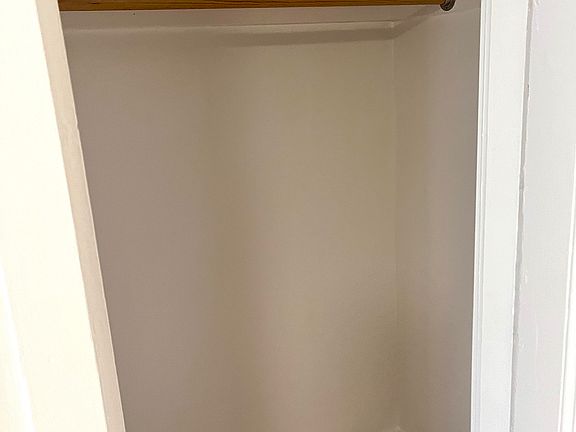 4th image of 2403 Bryant St #2403