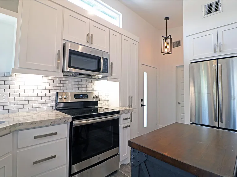2310 McDuffie St #G7 — Photo 7