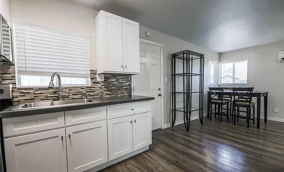 1 bed, 1632 sqft, $1,250 — Photo 3