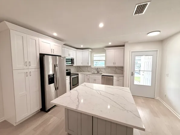6531 SE Federal Hwy APT G107, Stuart, FL 34997