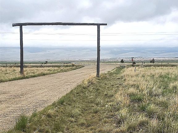 2nd image of Powell Vista Dr