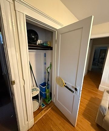 5th image of 50 Curtis Ave #1