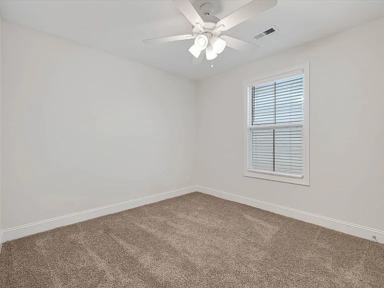 1437 Citadel Dr — Photo 31