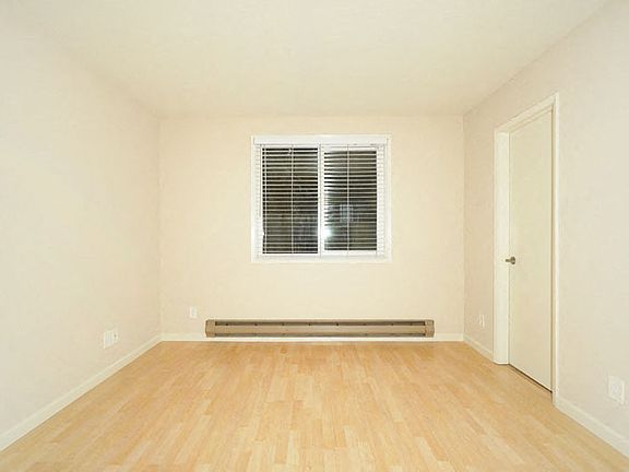 2nd image of 670 Live Oak Ave APT 2