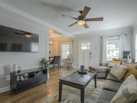 5th image of 7624 Belleview Ave
