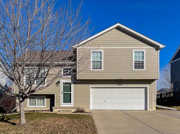 10856 Hanover St, Omaha, NE 68142