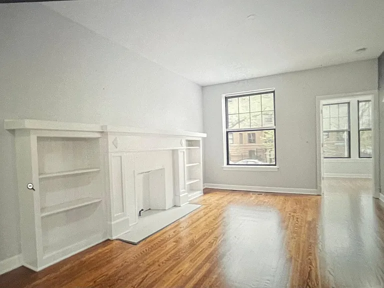 7700 N Marshfield Ave #2 — Photo 9