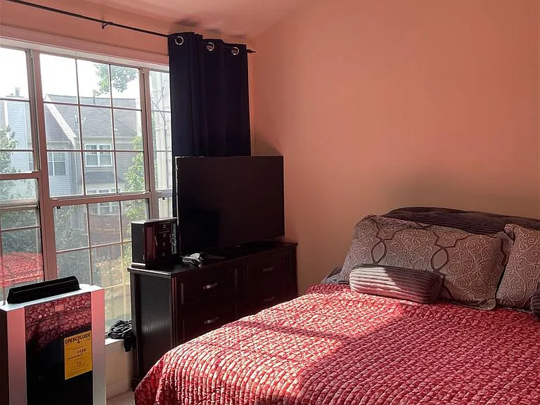 7507 Lamoyne Ct — Photo 23