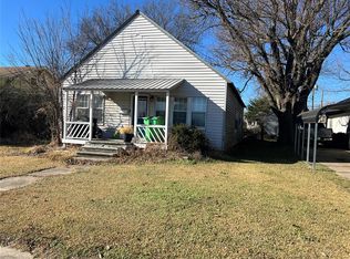 223 S 7th St, Okemah, OK 74859