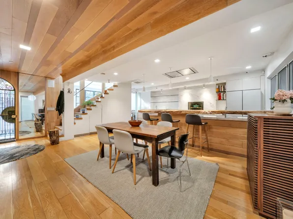 16 Minetta Lane image 5 of 29