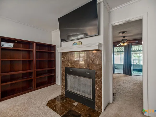 1706 College Dr, Victoria, TX 77901