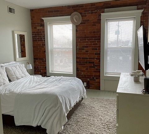 1221 N High St Apt 3C