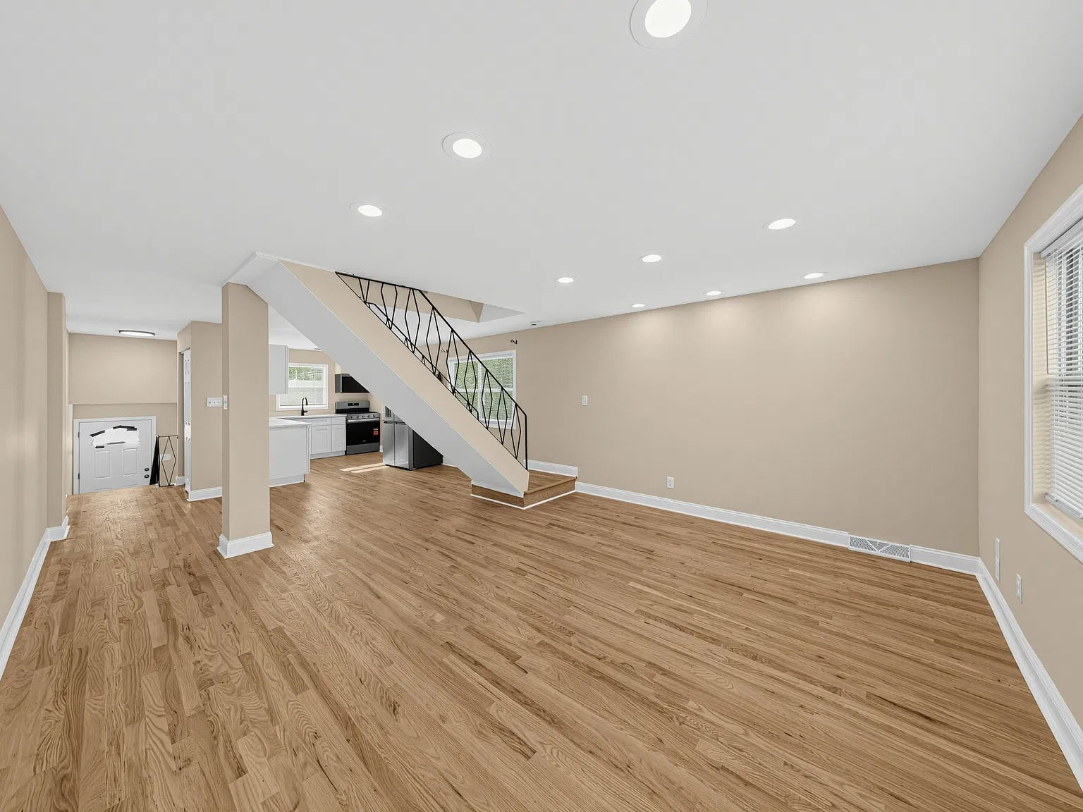 3 bed, 1526 sqft, $1,950 — Photo 3