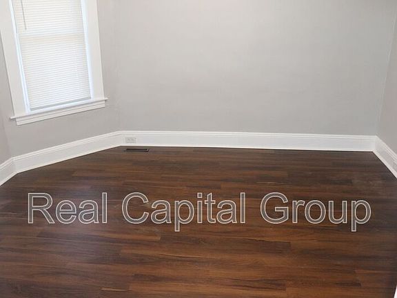 3rd image of 603 1st St #1