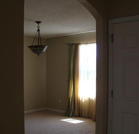 4th image of 1281 Ardmore St