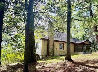 7224 E Stoney Corner Rd, Falmouth, MI 49632