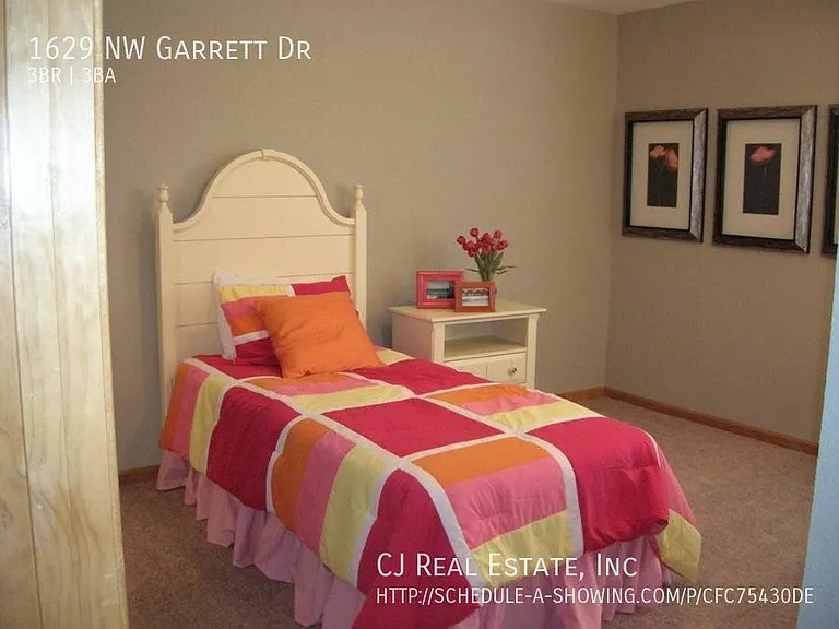 1629 NW Garrett Dr — Photo 6
