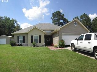 117 Wood Oaks Ct, Picayune, MS 39466