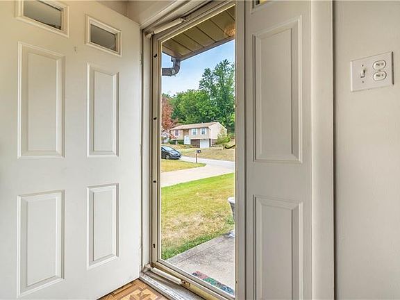2nd image of 3080 Piney Bluff Dr