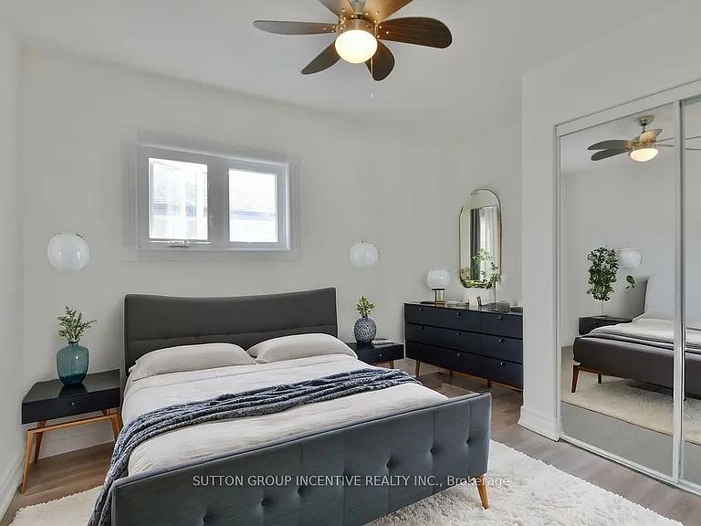 1556 Houston Ave — Photo 46