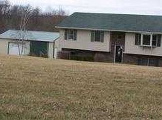 3281 W Point Rd SE, Lancaster, OH 43130
