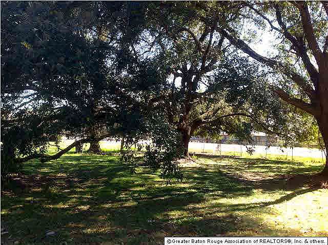 2nd image of 7206 False River Rd