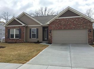 508 Crystal Stream Dr, Wentzville, MO 63385