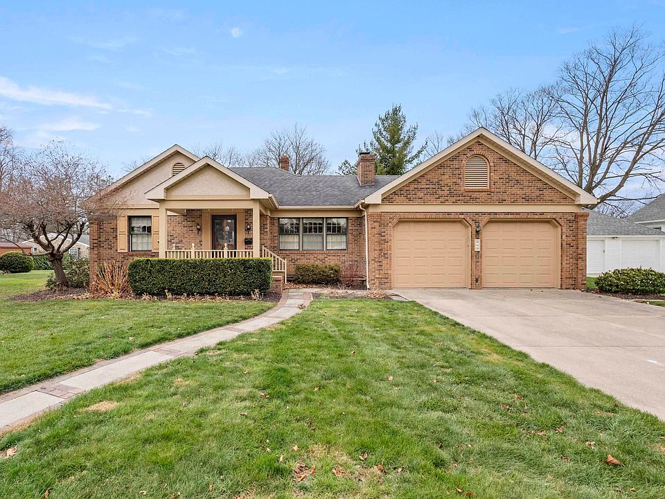 909 Midway Dr, Auburn, IN 46706 | Zillow